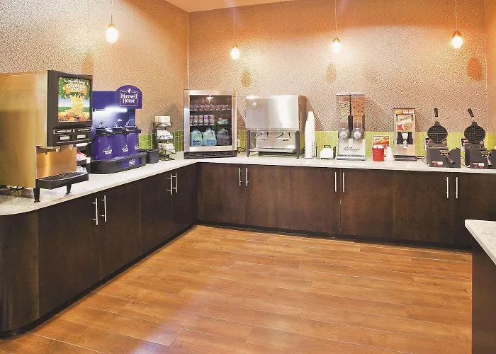 La Quinta By Wyndham Hinesville - Fort Stewart